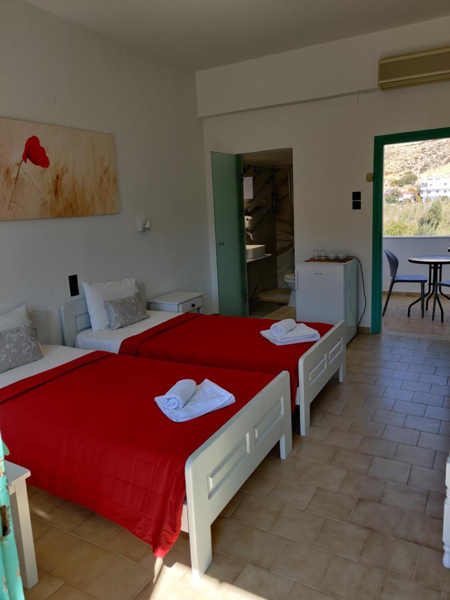 Dimitris Villa Hotel Matala Eksteriør bilde