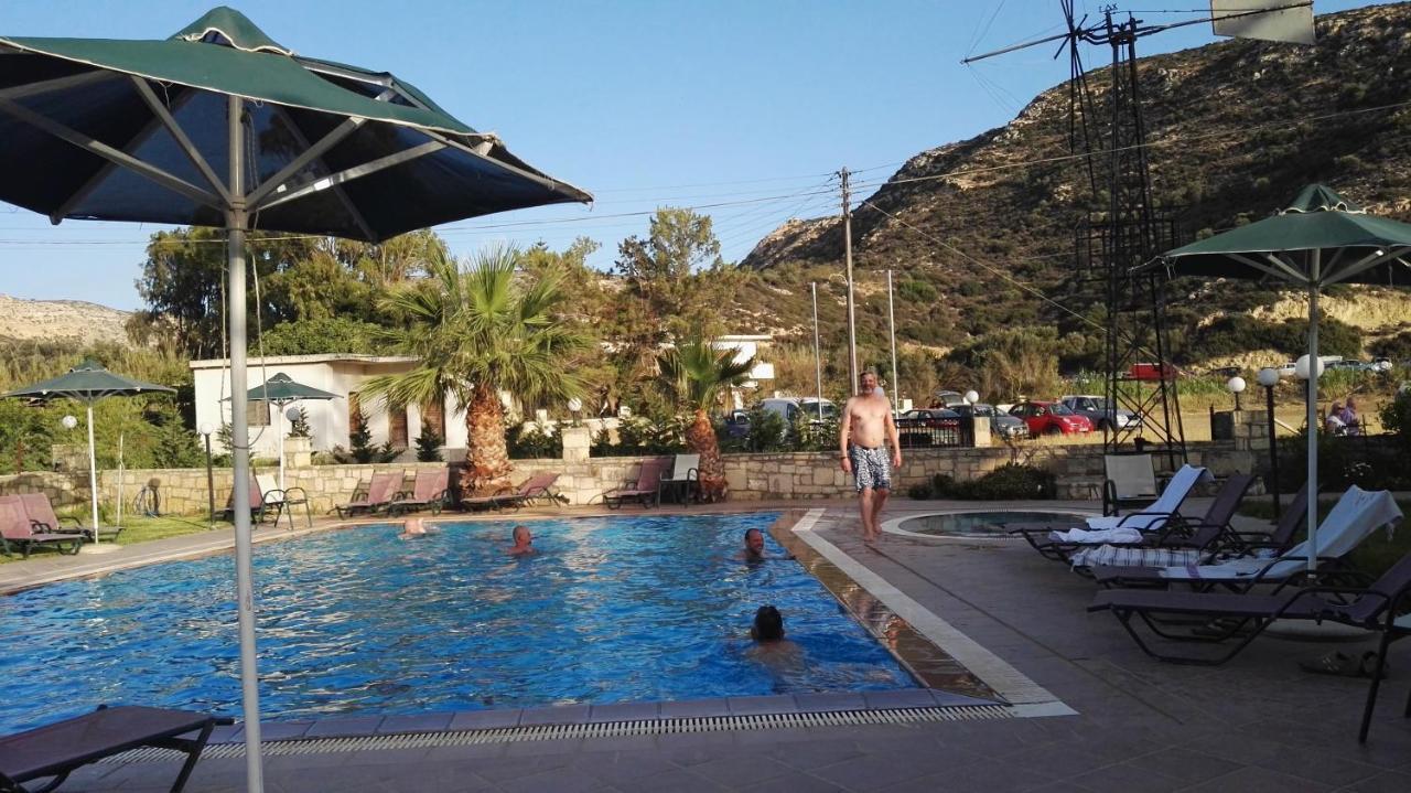 Dimitris Villa Hotel Matala Eksteriør bilde