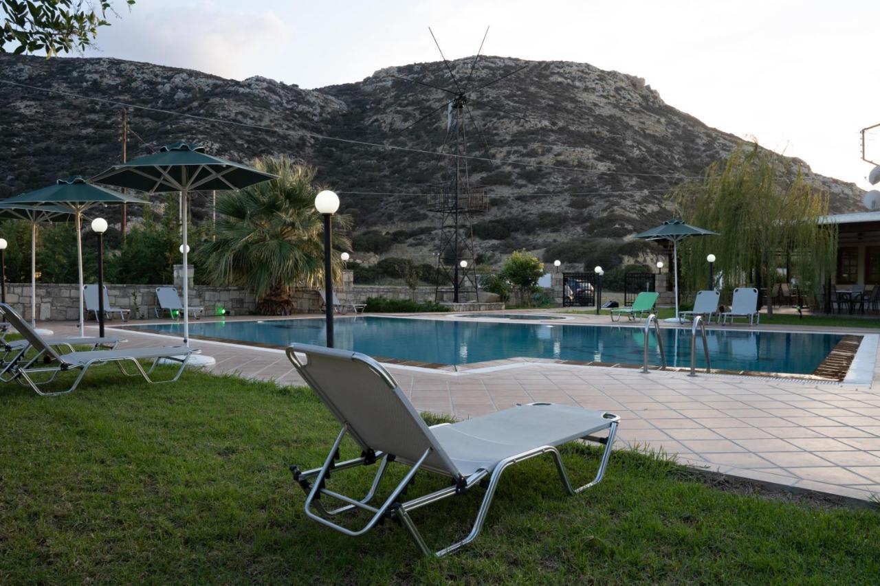 Dimitris Villa Hotel Matala Eksteriør bilde