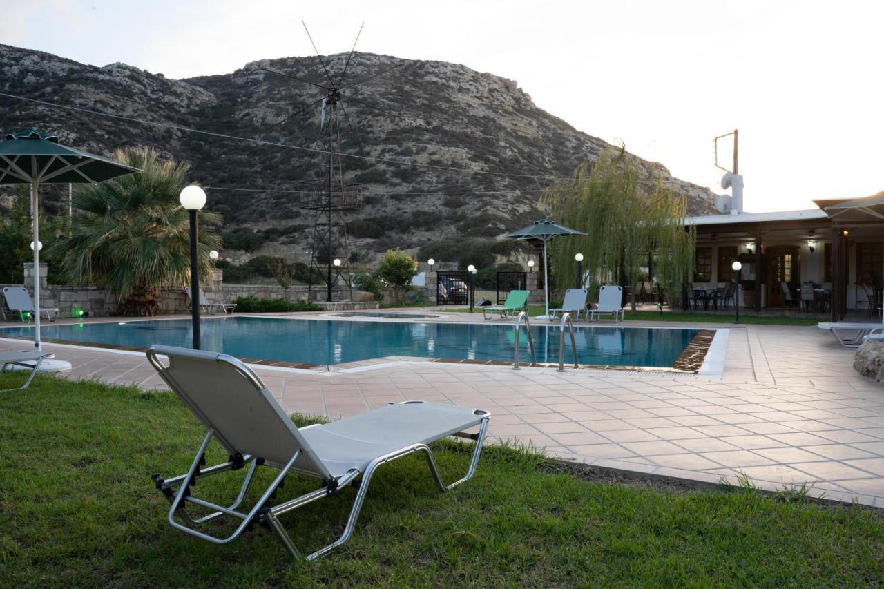 Dimitris Villa Hotel Matala Eksteriør bilde