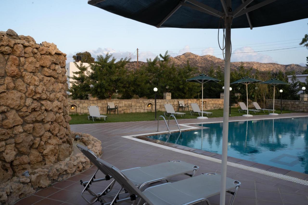 Dimitris Villa Hotel Matala Eksteriør bilde